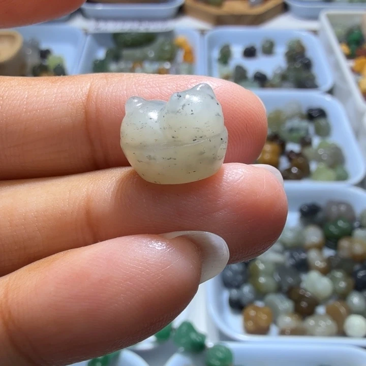 未镶嵌和田玉珠宝半成品