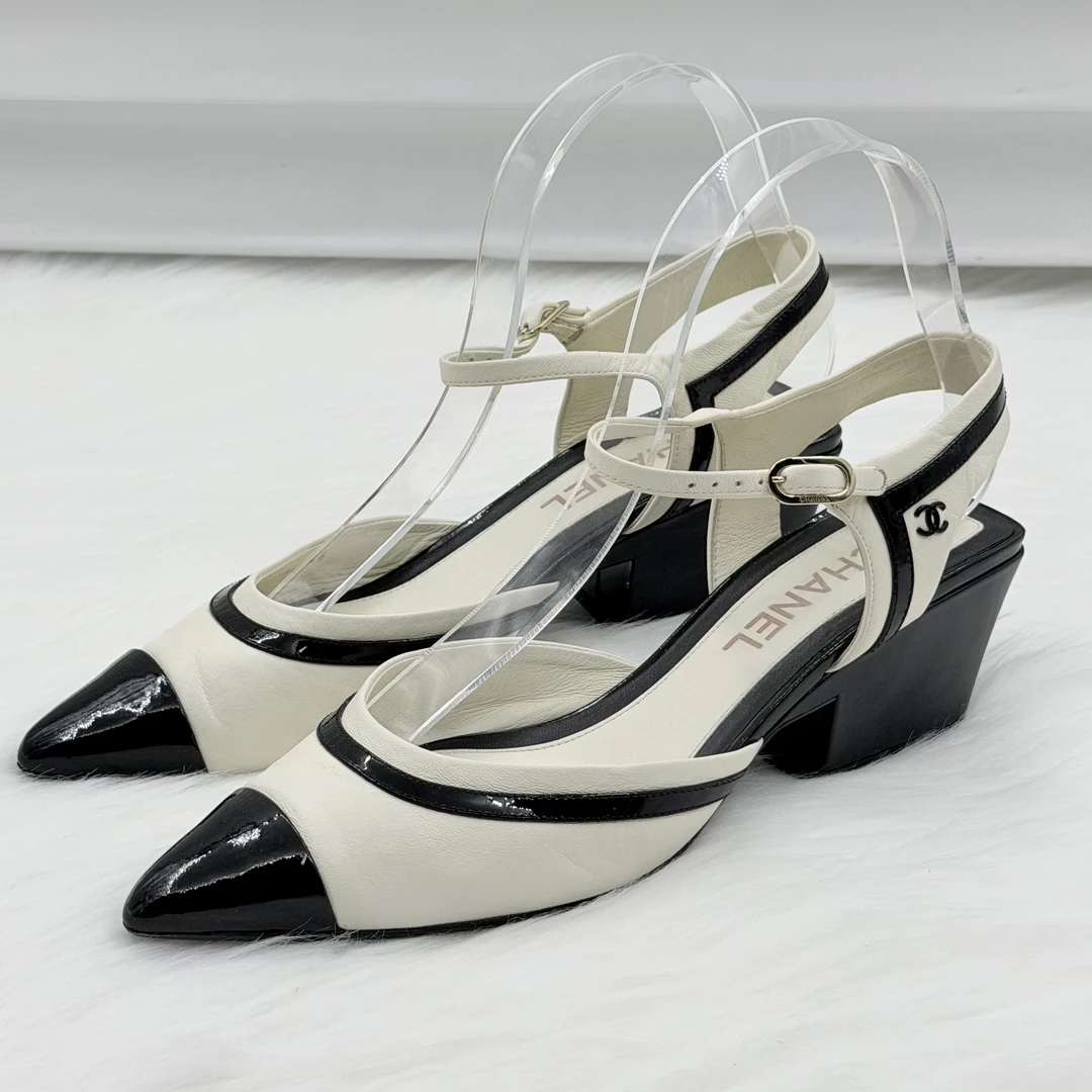 95新 Chanel/香奈儿 黑白尖头方跟高跟鞋 38码 公价9k j1037