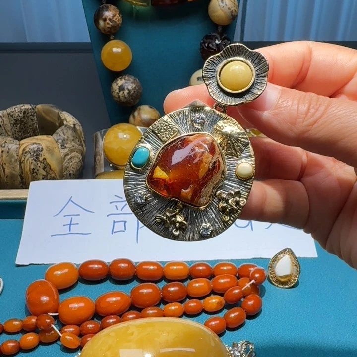 琥珀未镶嵌颈饰波兰设计款琥珀蜜蜡