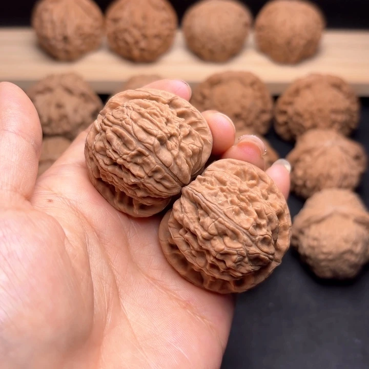 吊坠文玩核桃白狮子38