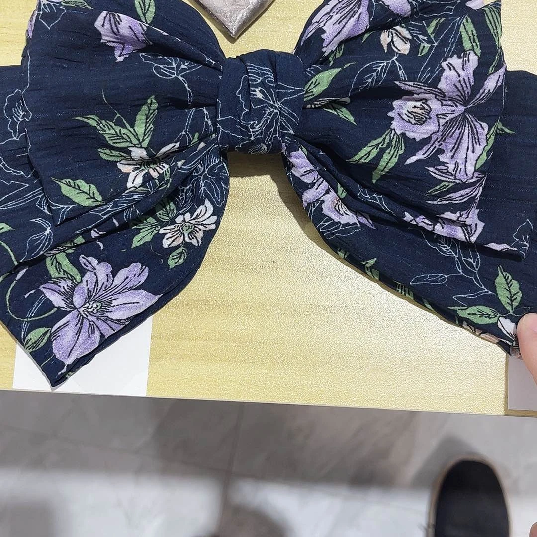 皮质铁合金蝴蝶结发夹