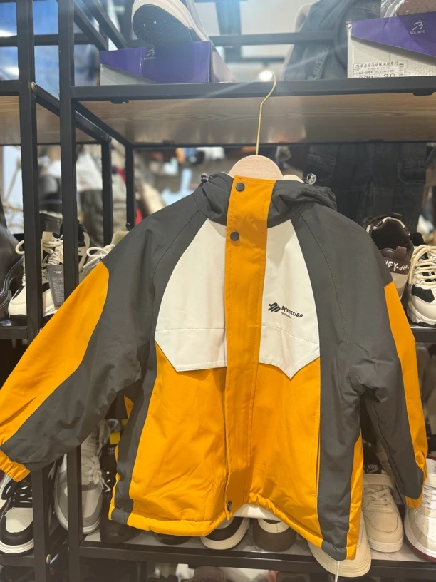 冬季连帽普通外套户外防风衣