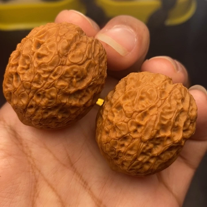 文玩核桃吊坠38尺玄武元宝