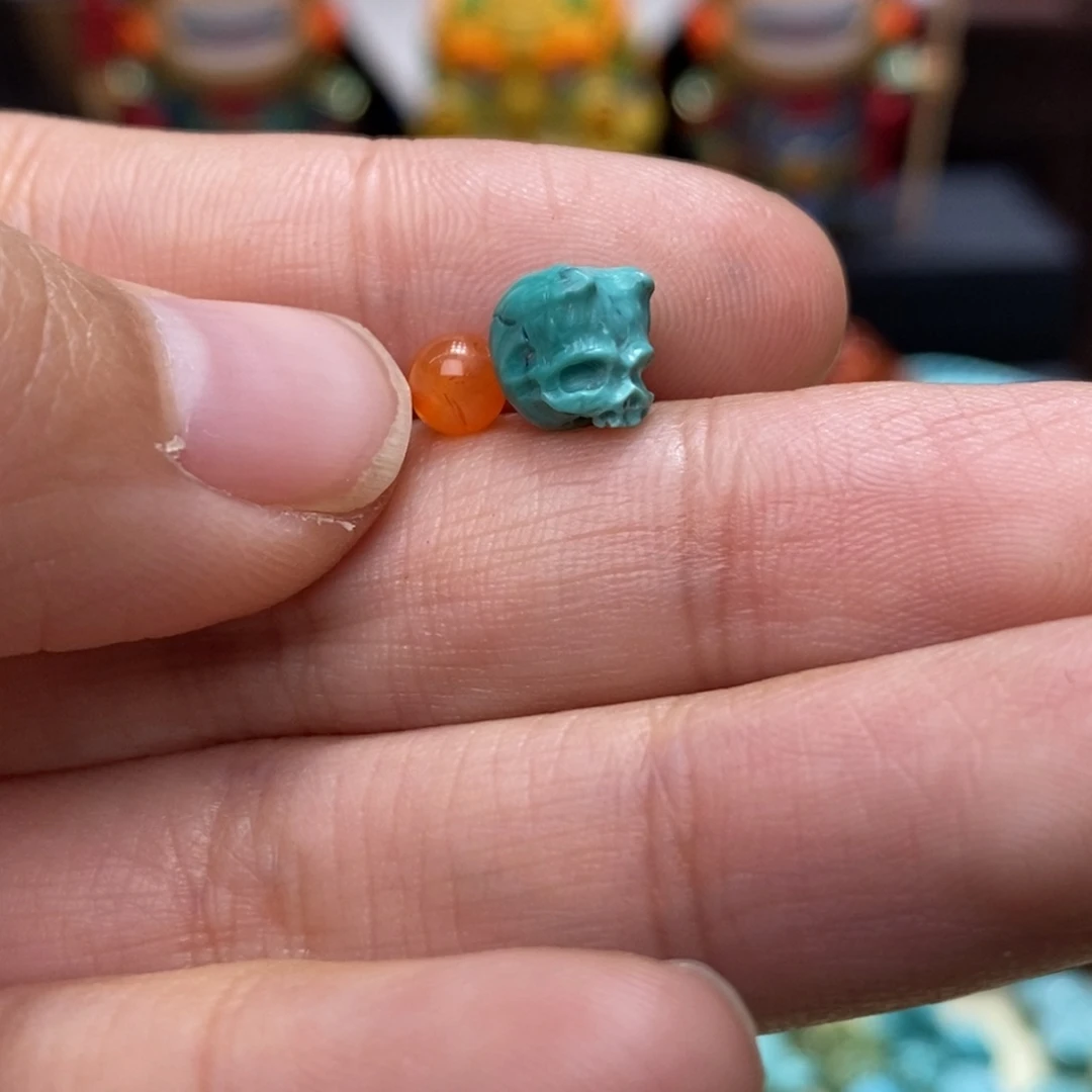 南红玛瑙配饰未镶嵌