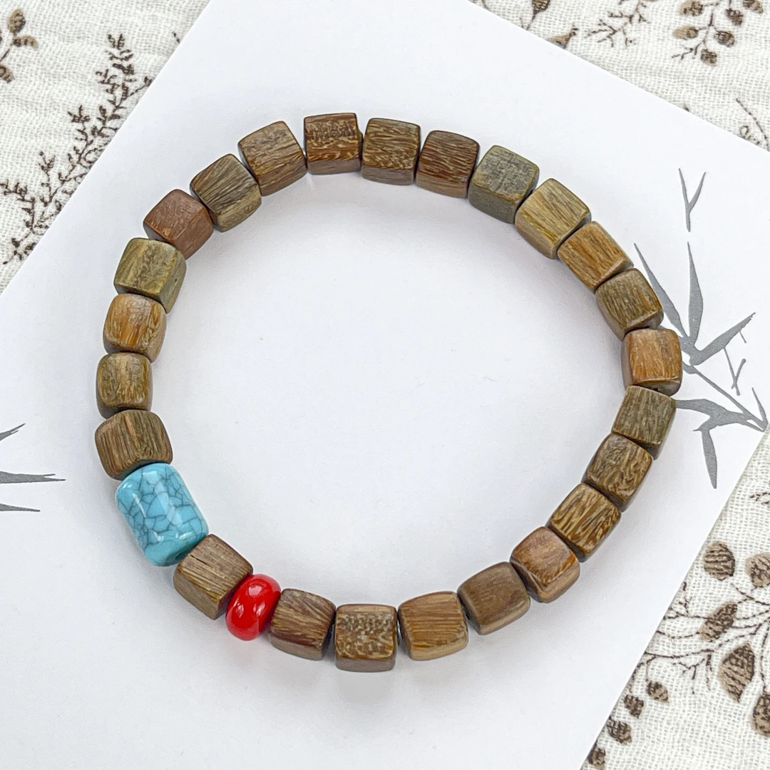 绿檀方块庆延手串7*7mm     A-Z029050