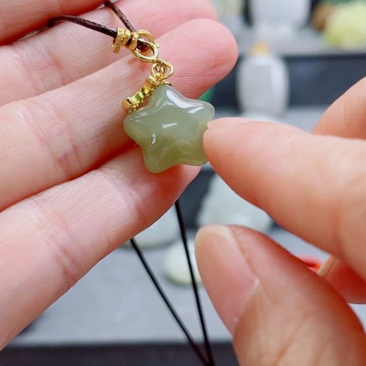 和田玉未镶嵌颈饰多样性发货一件