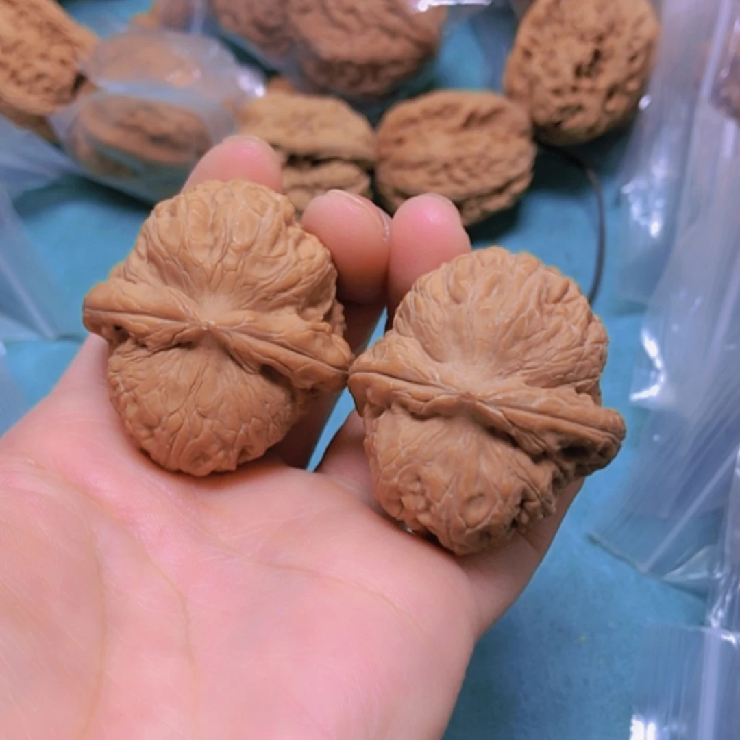 【闪购商品】摆件核桃41黄元宝练手对磕尖