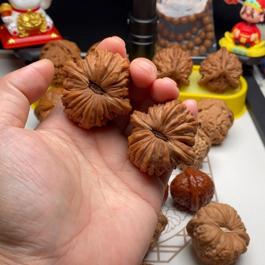 桃核吊坠菊花底四座楼