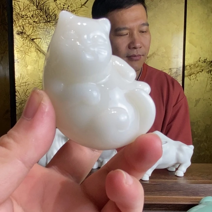 瓷片猫猫哈哈哈哈哈哈哈哈