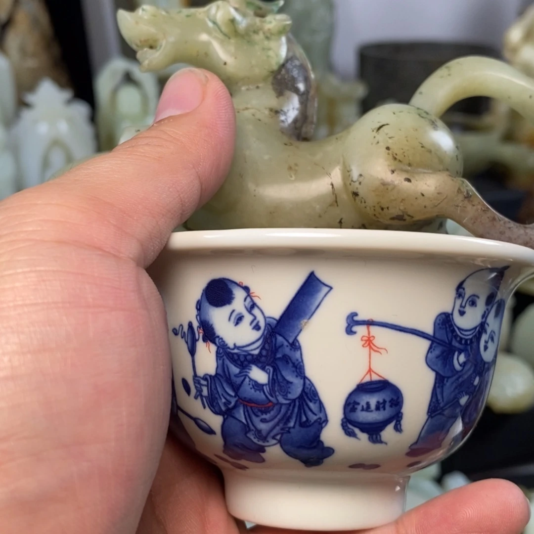 紅*青花瓷茶杯对马蹄