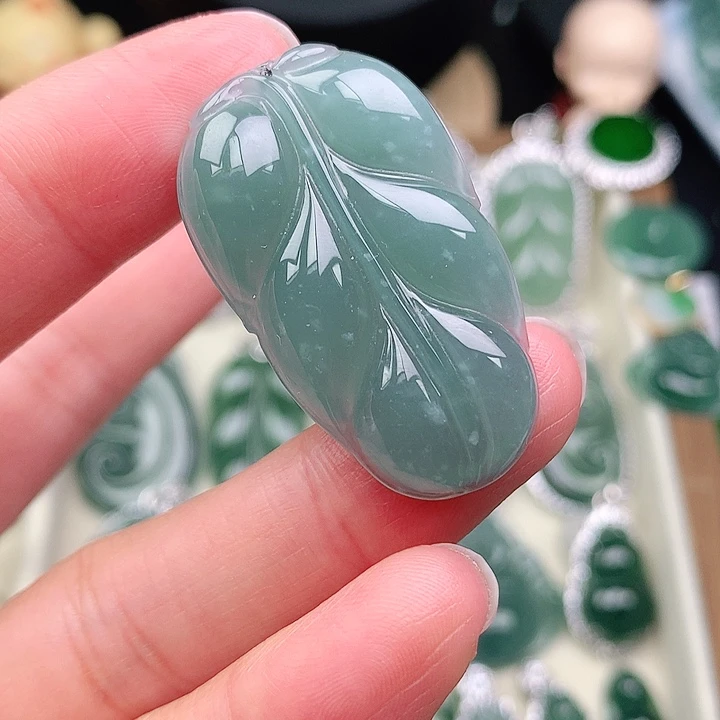 颈饰未镶嵌翡翠我
