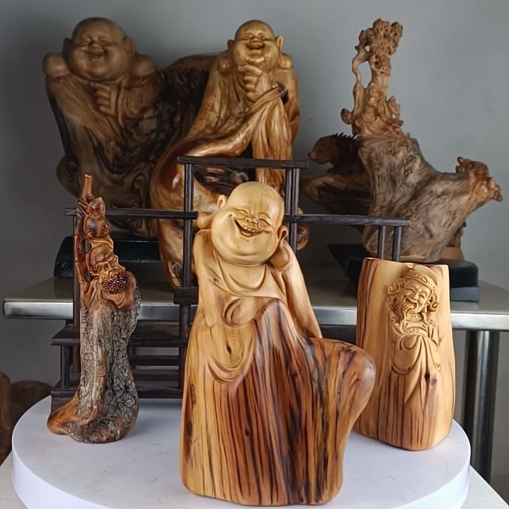 柏木（崖柏）用****5崖柏弥勒