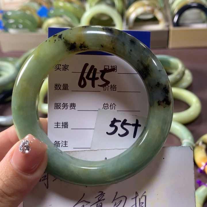 蛇纹石玉未镶嵌手镯645