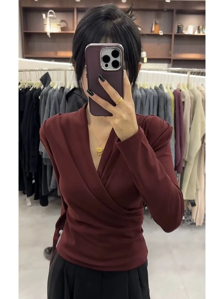 法式洋气别致V领小上衣女2025早春高级感显瘦打底衫T恤 6156