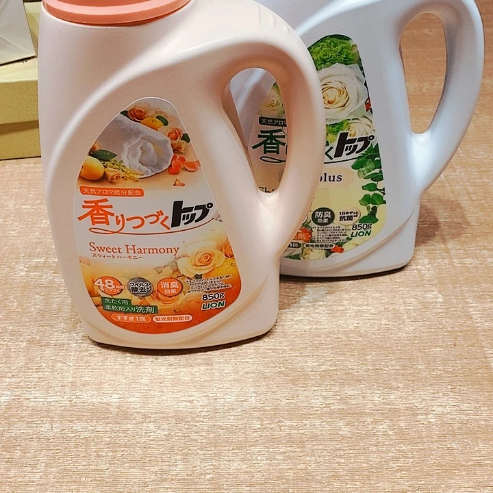 万千严选瓷器杂项如图所示