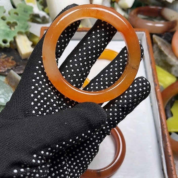 未镶嵌和田玉珠宝奇石余****!