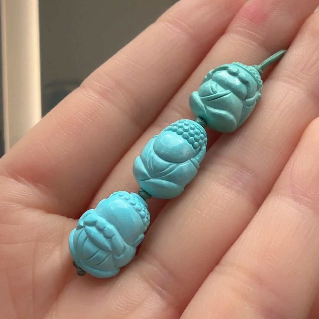 绿松石未镶嵌颈饰