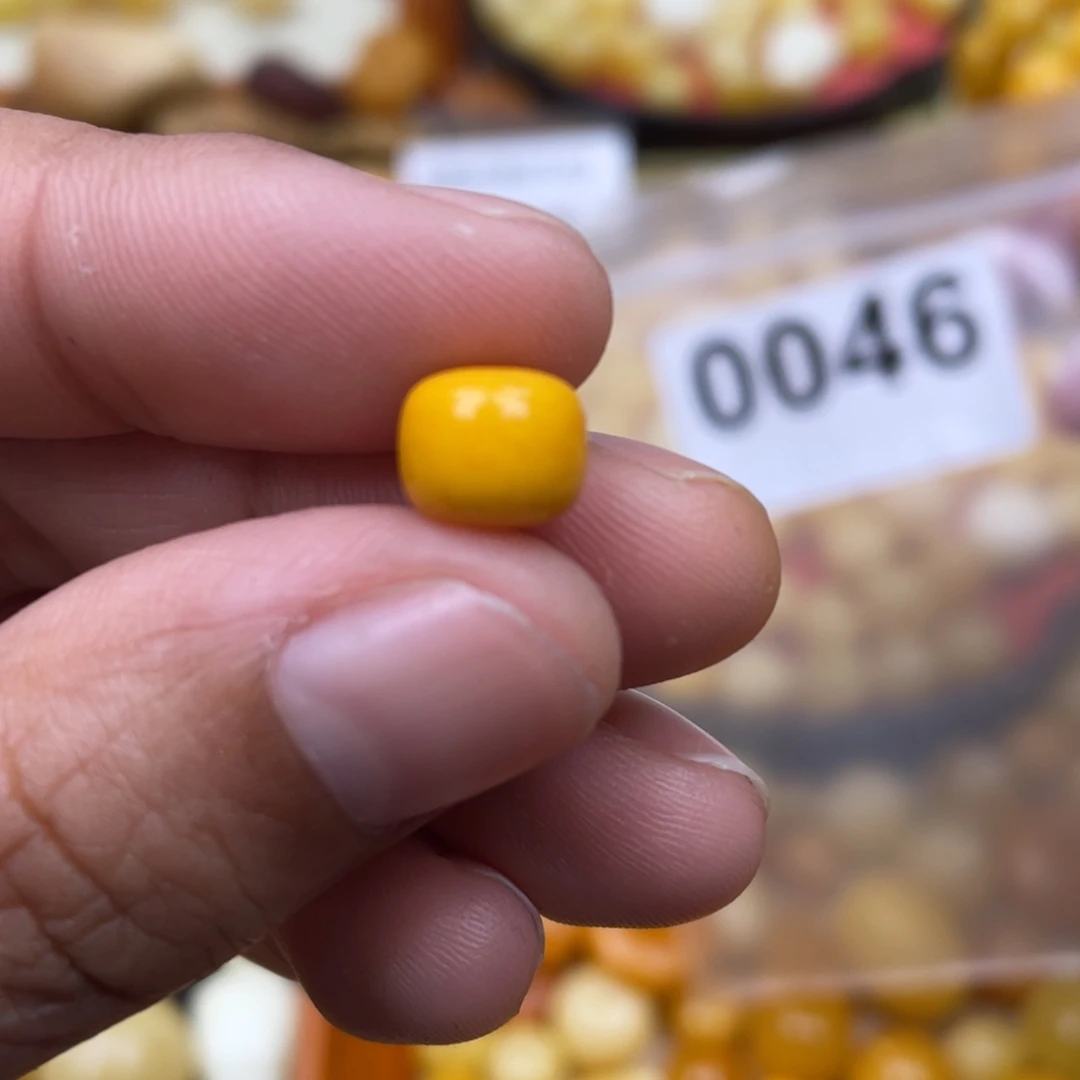 琥珀珠宝奇石未镶嵌皮色8.7