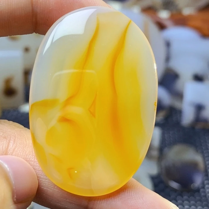 玛瑙/玉髓未镶嵌珠宝半成品
