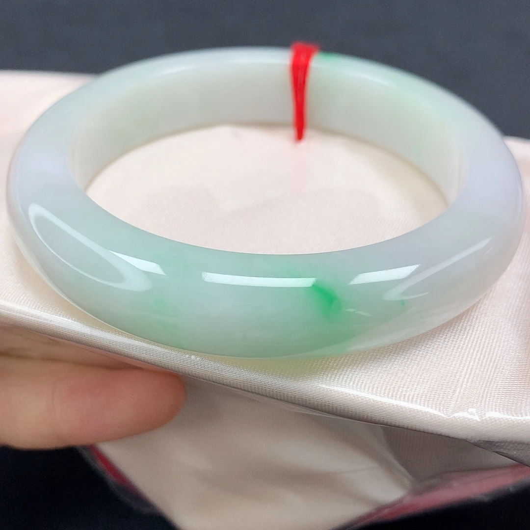 未镶嵌手镯翡翠，53号