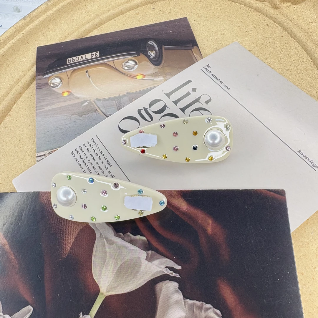 原创设计时尚气质彩钻珍珠高级感双C对夹490