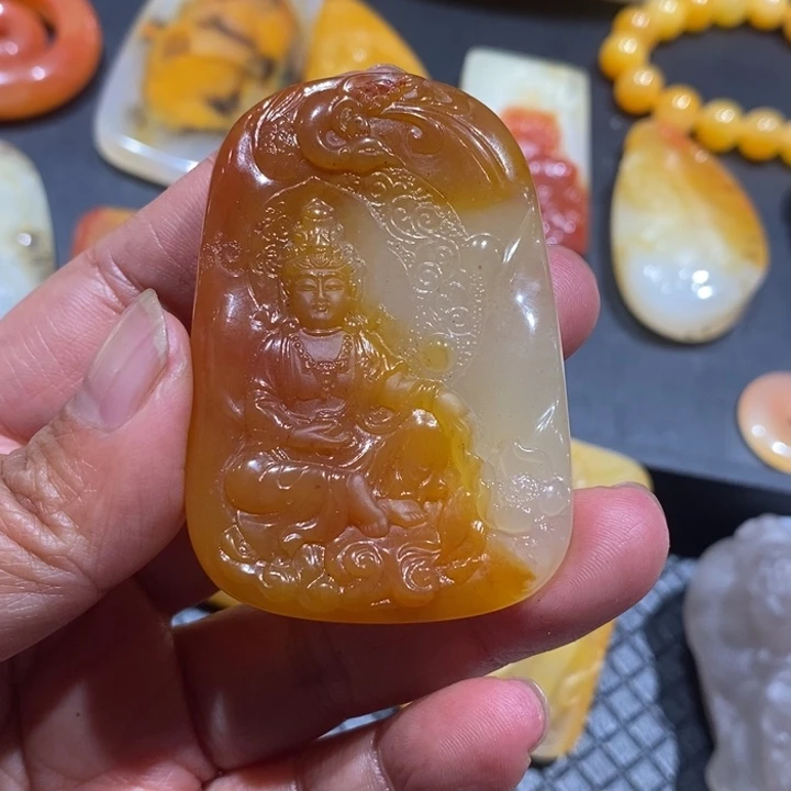 石英质玉（黄龙玉）未镶嵌挂件