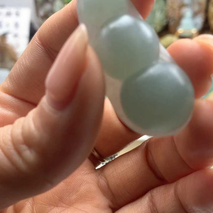 未镶嵌定制翡翠豆子