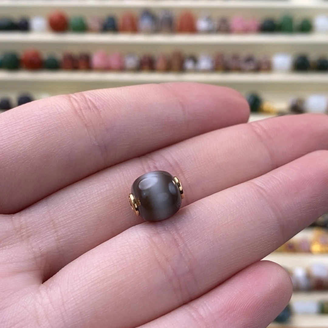 玛瑙/玉髓18K金镶嵌颈饰