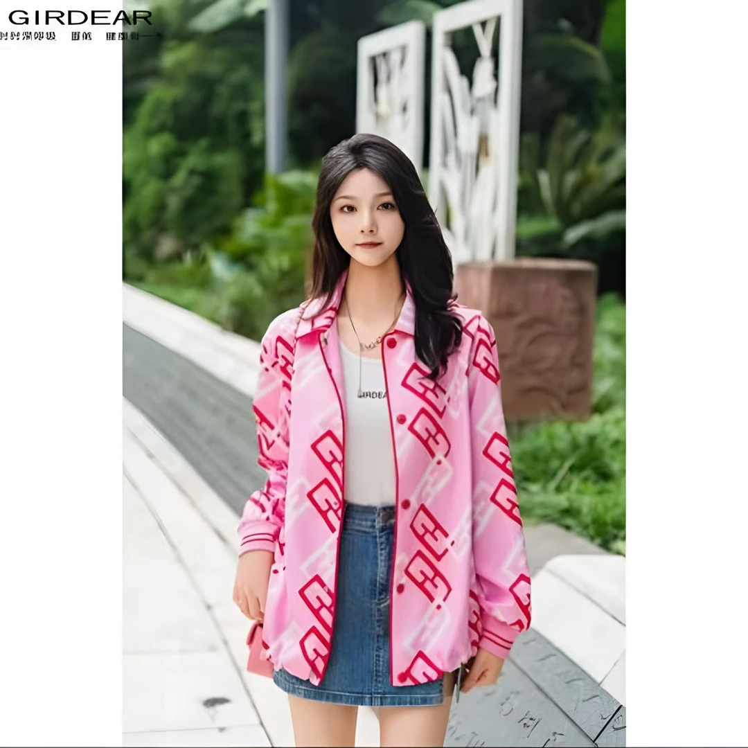 哥弟  时尚百搭简约舒适同心协力印花宽松防水连帽休闲外套140026