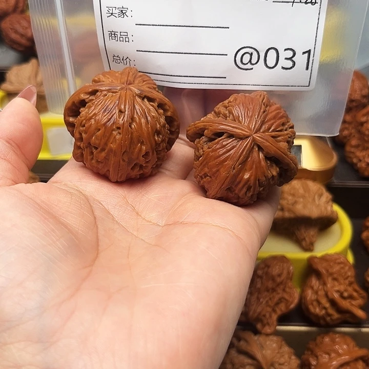 浙***好吊坠桃核三棱111111
