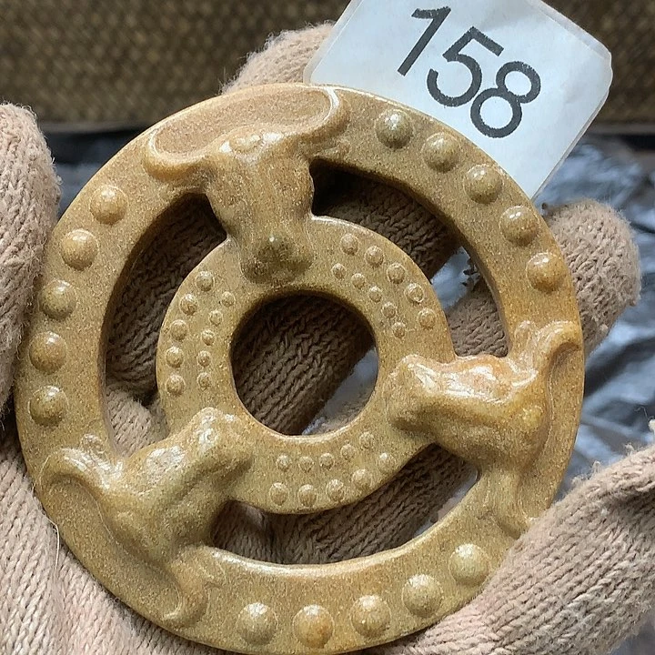 未镶嵌和田玉挂件