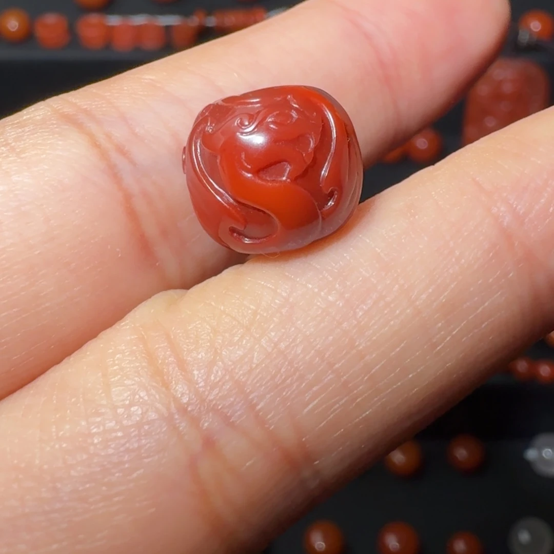 南红玛瑙未镶嵌仿古凤雕刻老形11.7