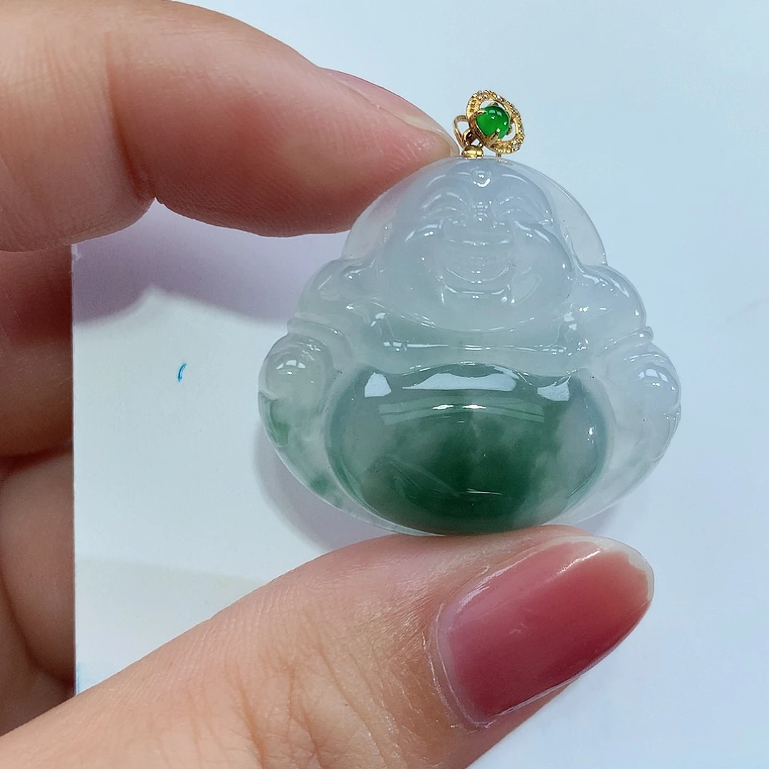 翡翠18K金镶嵌颈饰佛