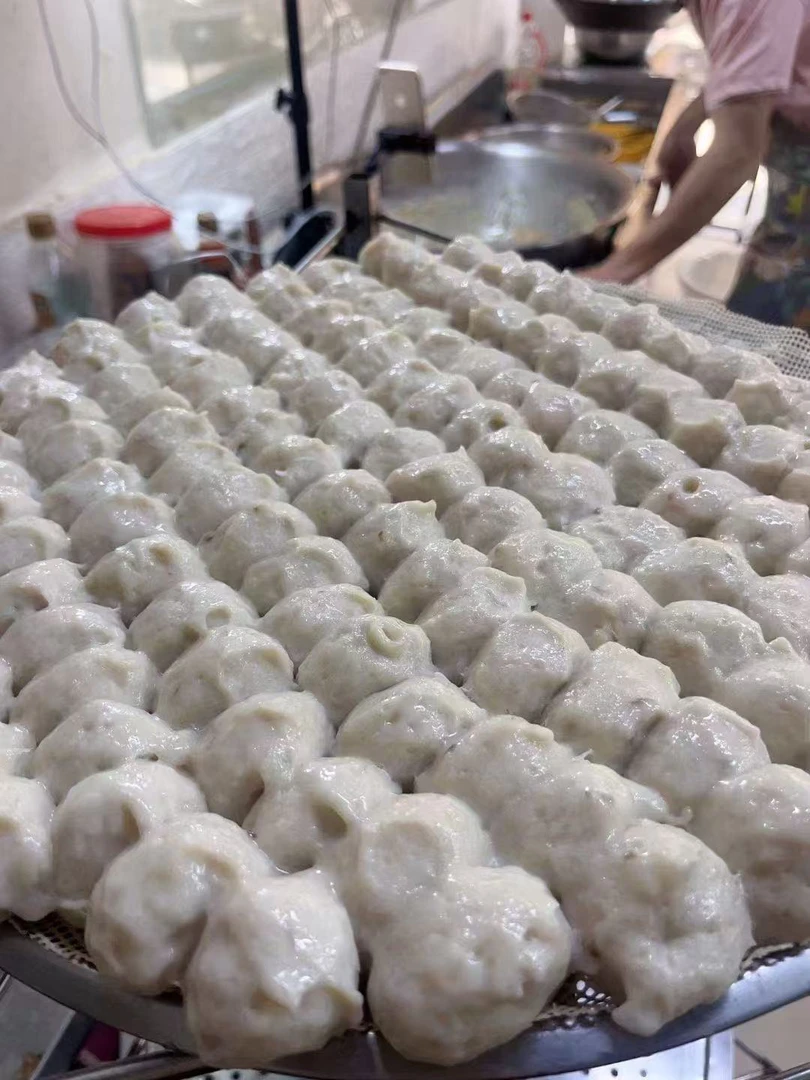 汕尾手工马鲛白腹白丸鱼丸汕尾鱼丸马鲛鱼丸鱼丸子纯手工大鱼丸