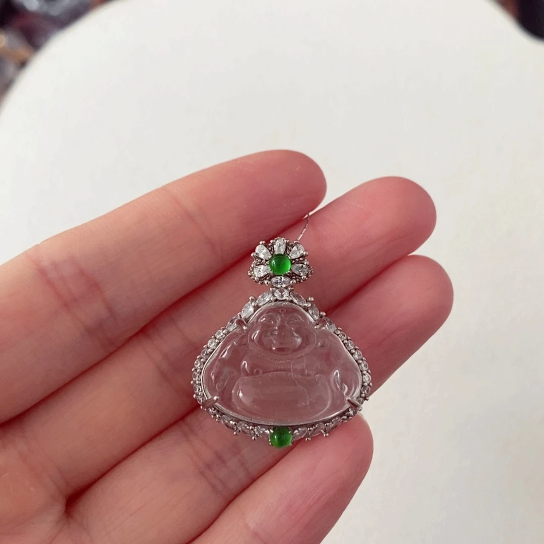 石英质玉未镶嵌颈饰