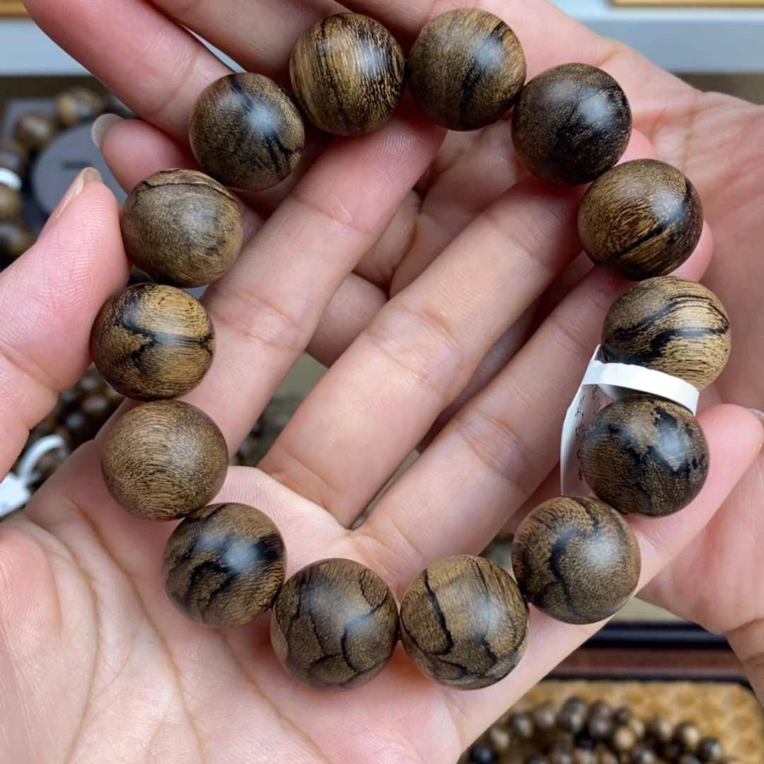 用***1手串沉香越南芽庄白棋