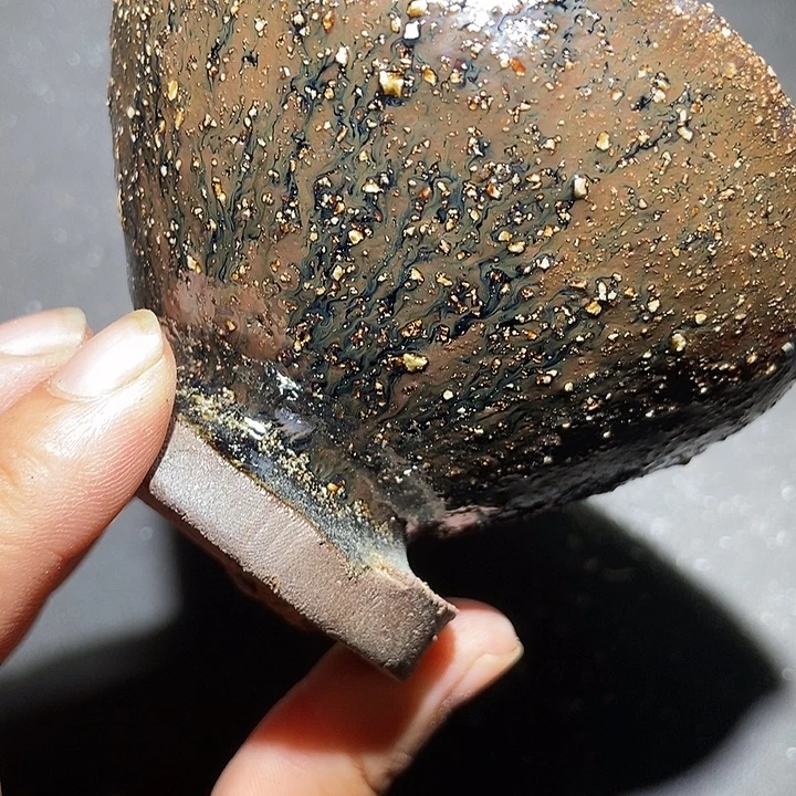 莫***墨茶盏691 建窑建盏微瑕