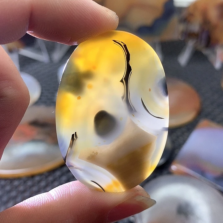 未镶嵌颈饰玛瑙/玉髓敖****酒