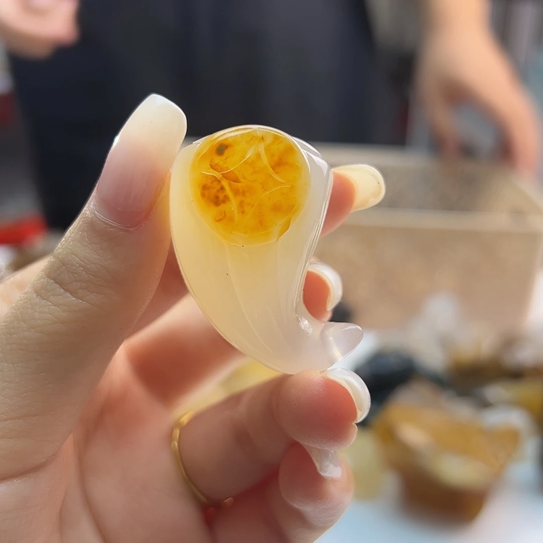 玛瑙/玉髓未镶嵌吊坠(不含链)