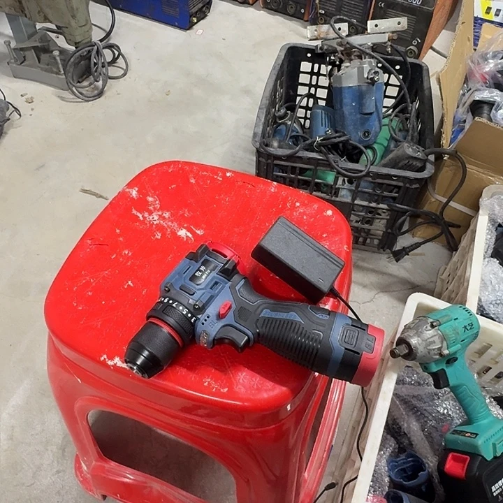 无刷小钢炮，一机一电一充