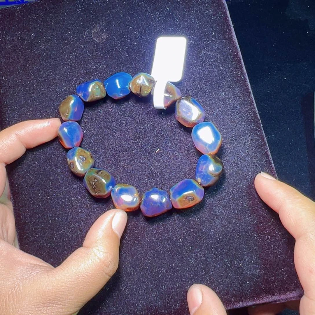 未镶嵌琥珀裸石琥珀