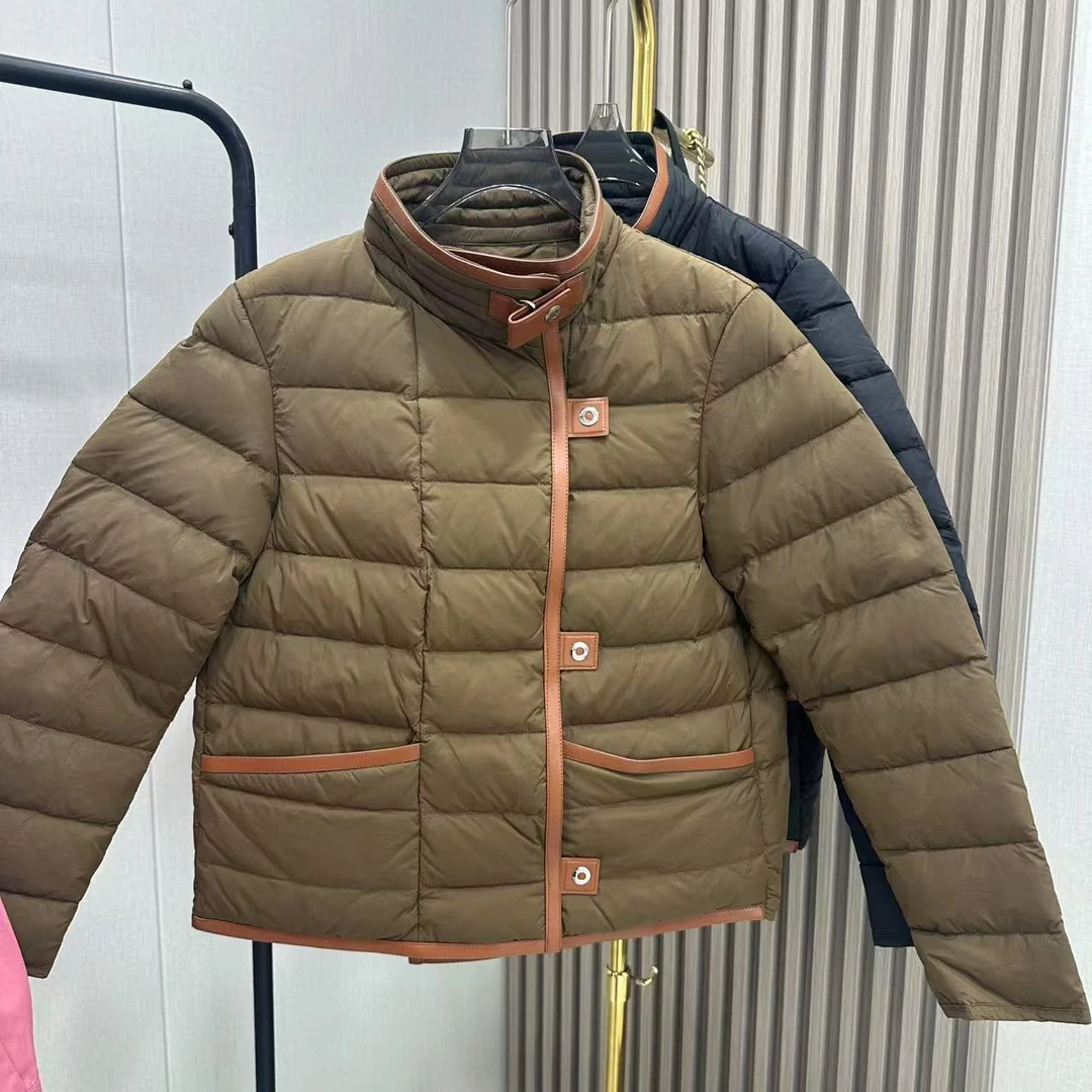 HM黑卡其双色耳仔扣大口袋短款绒服外套