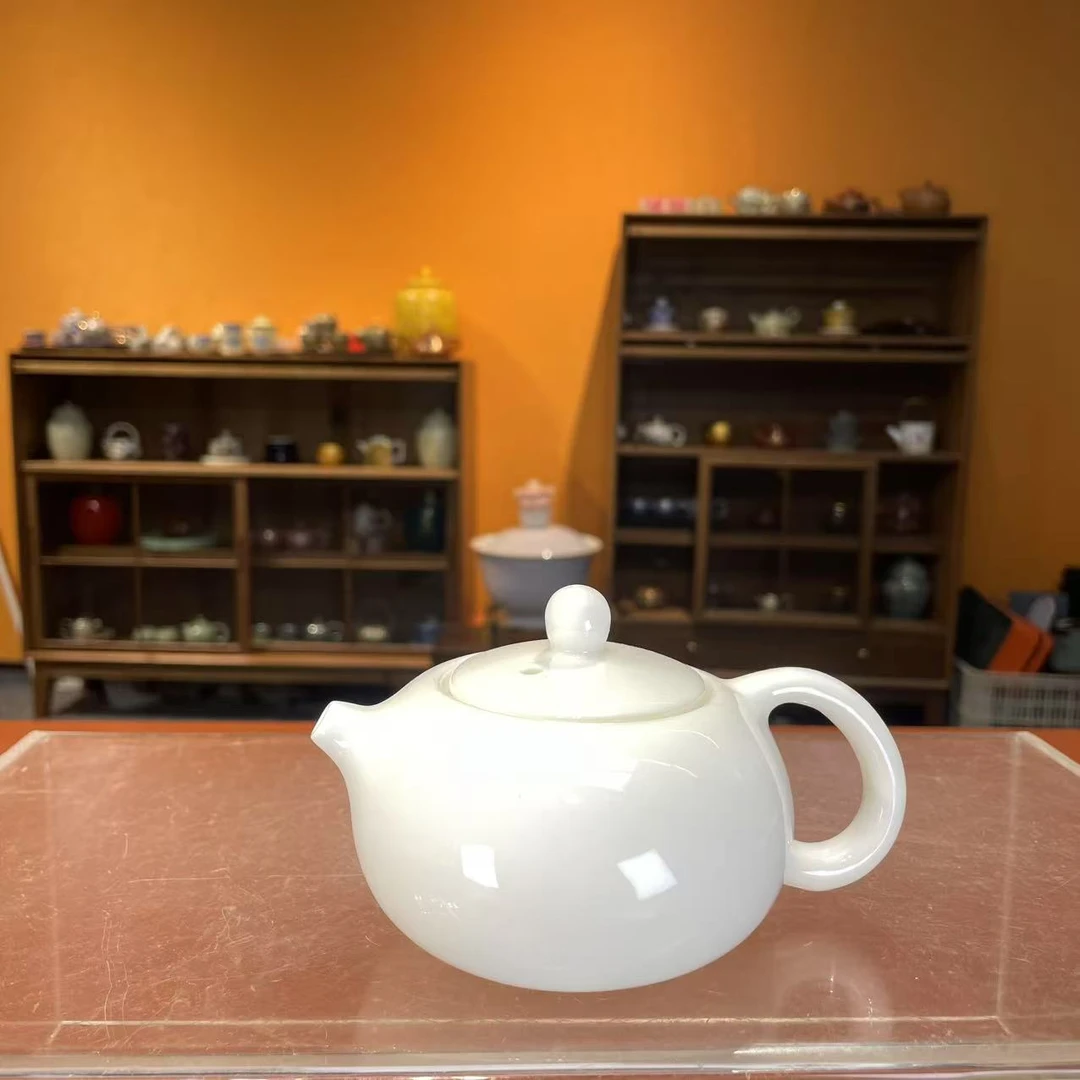 德化云仓 羊脂玉西施壶-6415