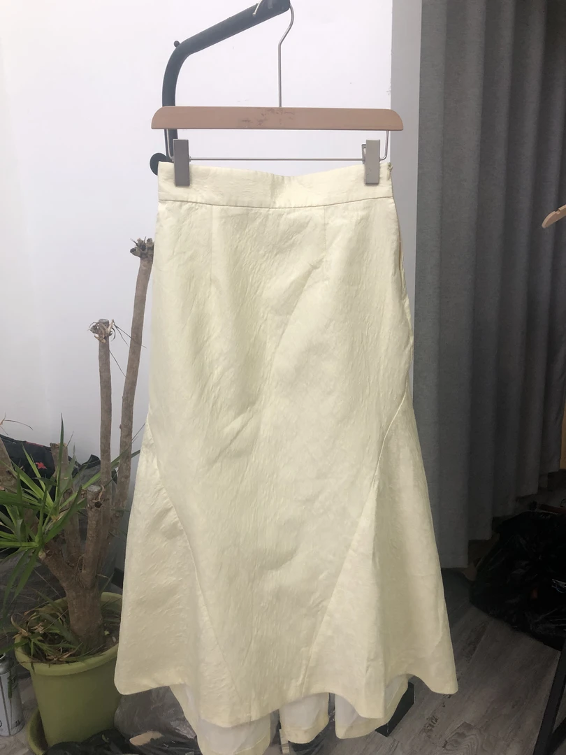 S家高端线气质优雅设计感提花半身裙