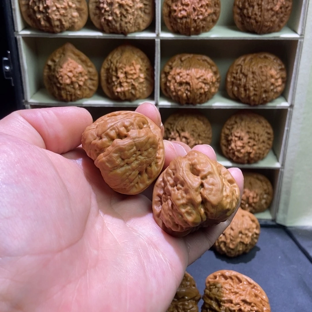 文玩核桃吊坠蛤蟆40红皮