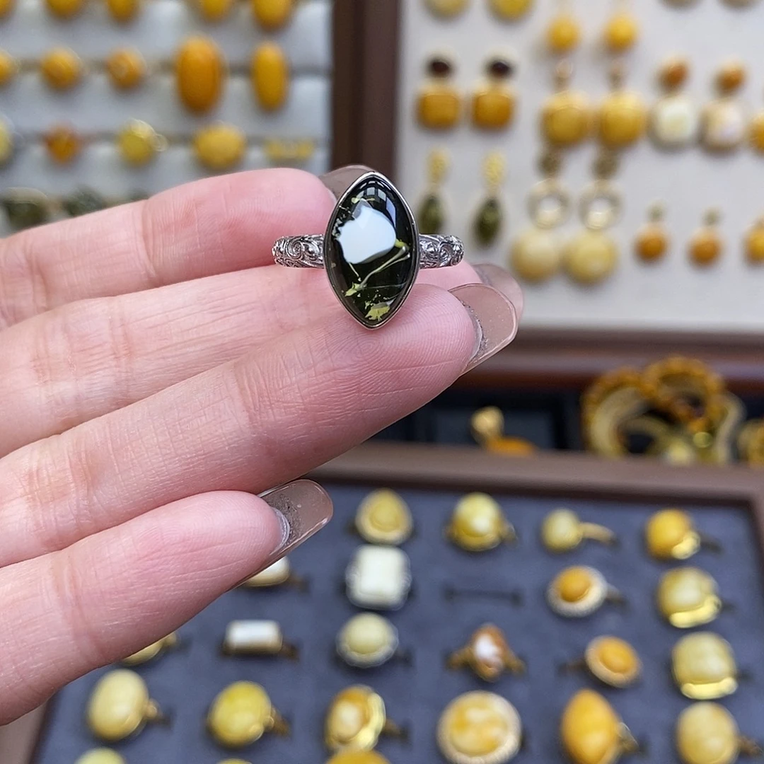 琥珀未镶嵌裸石成品
