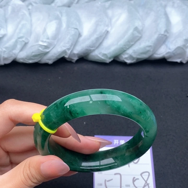 竹牌天然A货非洲翠手镯10