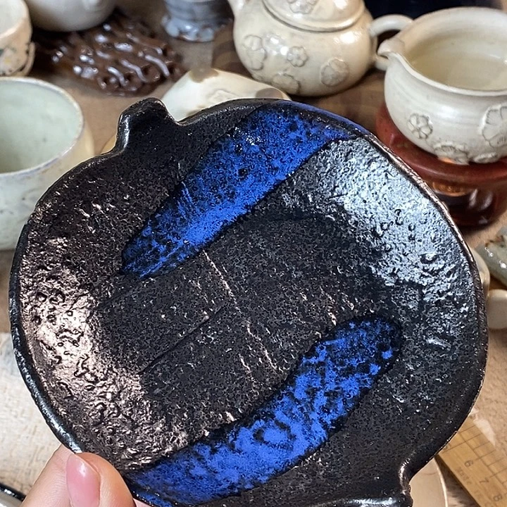 瓷片哈哈哈哈这不是我们