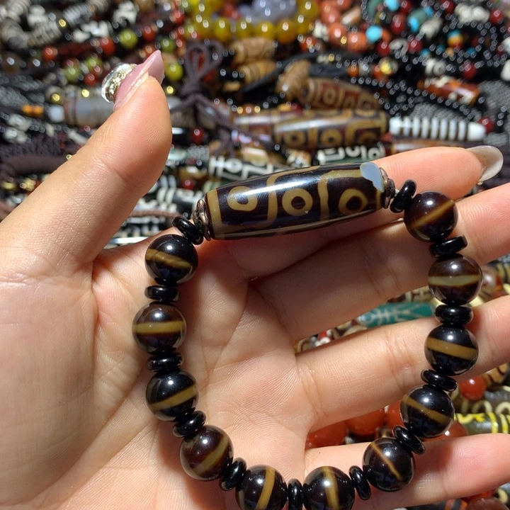 宝***姐玛瑙/玉髓吊坠(赠链)未镶嵌