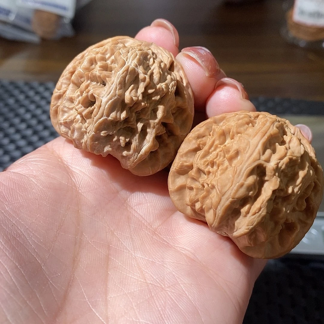 把件文玩核桃三角白43